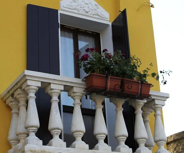 Casetta Gialla Bed & Breakfast